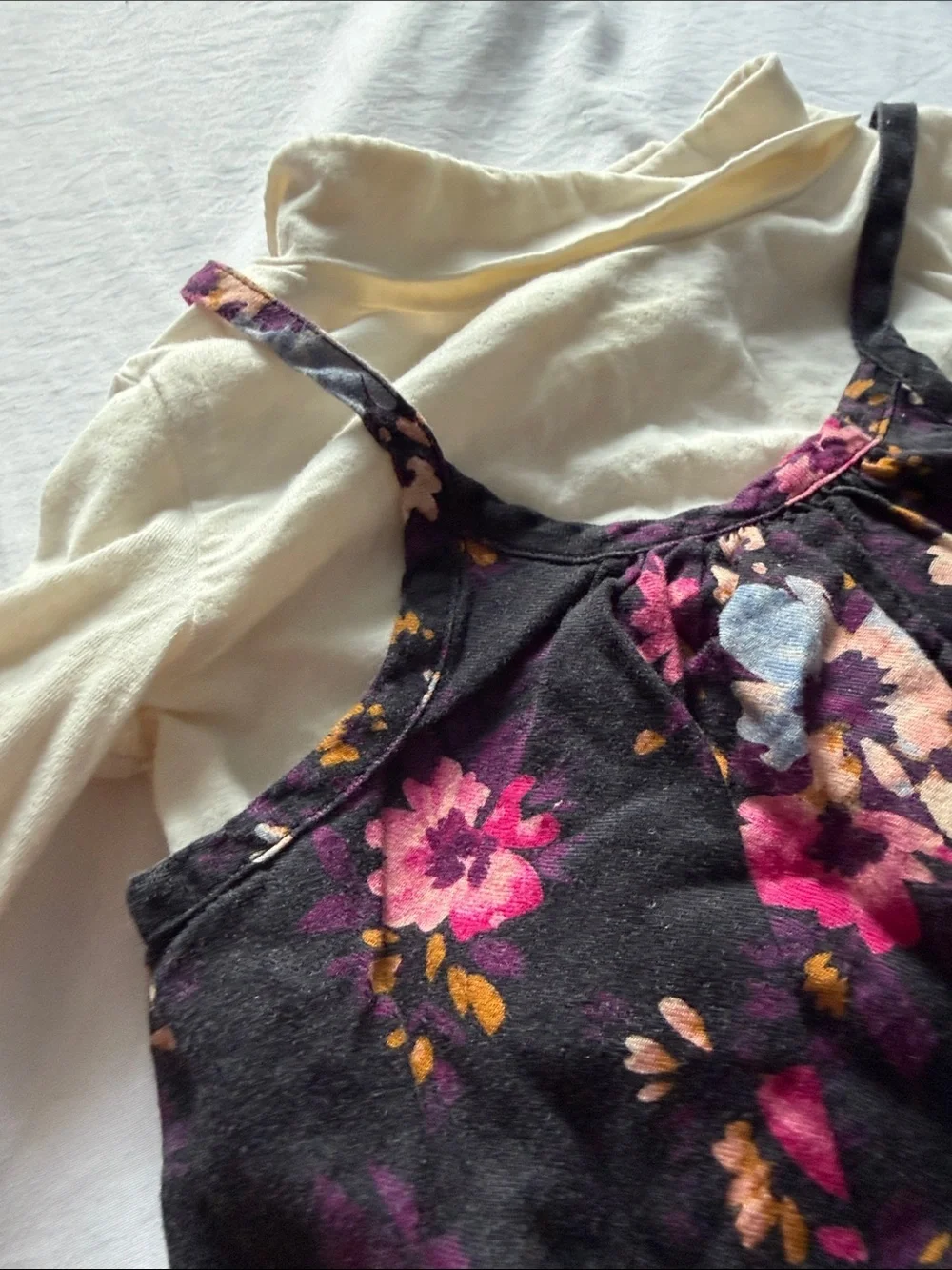 GAP Girls Cream Mock-Neck Layered Top with Black Floral Cami size 2T